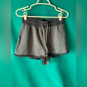 Free People Movement Charcoal Fleece Athletic Sweat Shorts, Women’s MED, EUC
